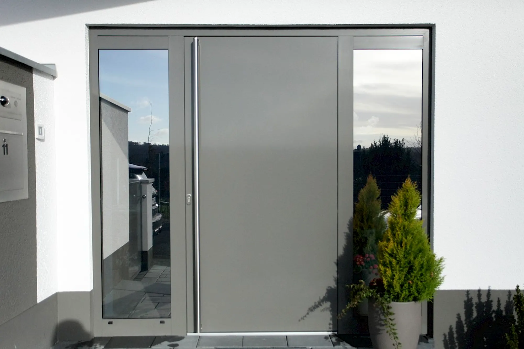 Sonnenschutz Eingang Privathaus