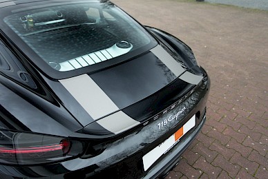 Dekorbeklebung Porsch 718 Cayman Mit R Streifen Und Turdekor Intitan Matt  (Bild 5/8)