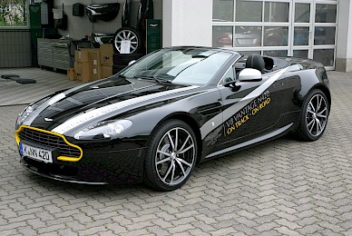 Beschriftung Aston Martin V8 Vantage N420  (Bild 3/4)
