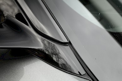 Teilbeklebung Aston Martin Db11 Dach Und Dachholm In Schwarz Glanzend  (Bild 3/8)