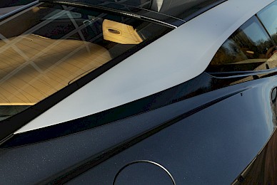 Teilbeklebung Aston Martin Db11 Dachholm In Silber Geburstet  (Bild 9/11)