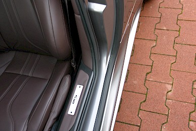 Vollverklebung Aston Martin Dbs Von Rot In Anthrazit Metallic  (Bild 11/13)