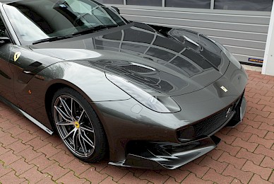 Steinschlagschutz Ferrari F12 Tdf  (Bild 2/9)