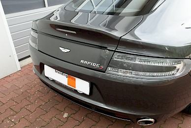 Teilbeklebung Aston Martin Rapide S Shadowline  (Bild 5/7)