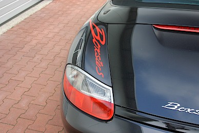 Dekorbeklebung Porsche Boxster S Mit Gt3 Rs Kotfluegel  Und Turdekor  (Bild 2/5)