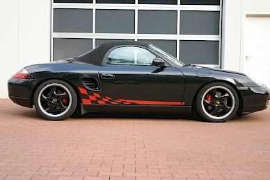 Dekorbeklebung Porsche Boxster S Mit Gt3 Rs Kotfluegel  Und Turdekor 