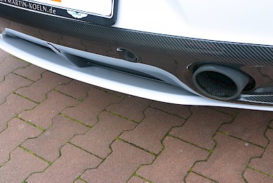 Vollverklebung Aston Martin Vanquish Volante Von Blau Metallic Inweiss  (Bild 12/15)