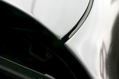 Vollverklebung Aston Martin Virage Volante Von Silber Metallic Inschwarz Metallic  (Bild 15/17)