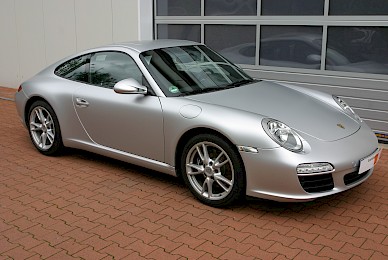 Vollverklebung Porsche 911 Carrera Coupe Von Schwarz In Silber Metallic Matt  (Bild 2/8)