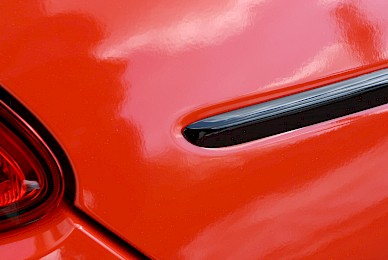 Vollverklebung Porsche Panamera Turbo Von Schwarz In Rot Glanzend  (Bild 8/9)