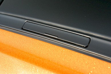 Vollverklebung Porsche Cayman Von Dunkelblau In Orange Glitzer Und Schwarz Matt  (Bild 9/15)