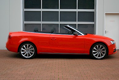 Vollverklebung Audi A5 Cabrio Von Schwarz In Rot Glaenzend 