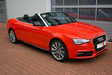 Vollverklebung Audi A5 Cabrio Von Schwarz In Rot Glaenzend  (Bild 2/13)
