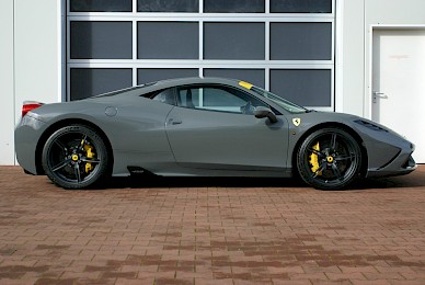 Vollverklebung Ferrari 458 Speciale Von Schwarz In Grau Glaenzend 