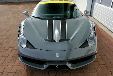 Vollverklebung Ferrari 458 Speciale Von Schwarz In Grau Glaenzend  (Bild 3/14)
