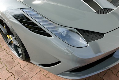 Vollverklebung Ferrari 458 Speciale Von Schwarz In Grau Glaenzend  (Bild 5/14)