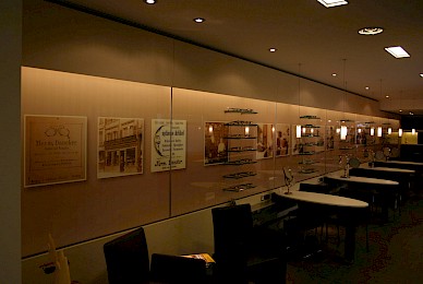 Werbetechnik Beschriftung Mit Metallbuchstaben  Plottexten Und Digitaldrucken  (Bild 8/9)