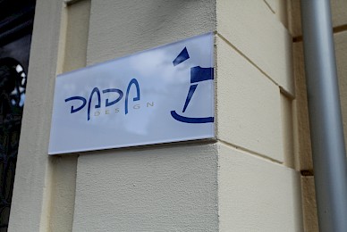 Werbetechnik Plexiglasschilder  (Bild 2/3)