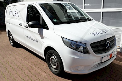 Fahrzeugbeschriftung Mercedes Vito Fausa Wohnbau  (Bild 3/5)