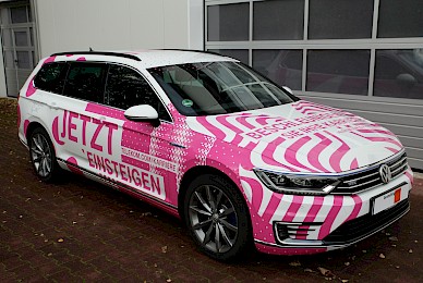 Fahrzeugbeschriftung Vw Passat Gte Telekom Karriere  (Bild 2/11)