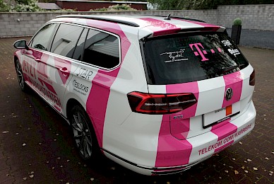 Fahrzeugbeschriftung Vw Passat Gte Telekom Karriere  (Bild 6/11)