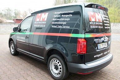 Vollverklebung Vw Caddy In Sonderfarbe British Racing Green Metallic Und Beschriftung  (Bild 5/6)