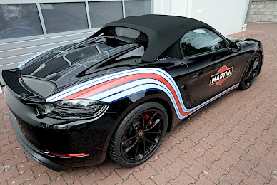 Porsche Boxster 718 Spyder Im Martini Design Und Steinschlagschutz Vvorderwagen  (Bild 6/14)