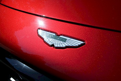 Aston Martin New Vantage Steinschlagschutzbeklebung 