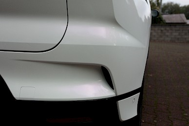 Jaguar I Pace Vollverklebung Von Schwarz In White Pearlescent Magenta  (Bild 10/13)