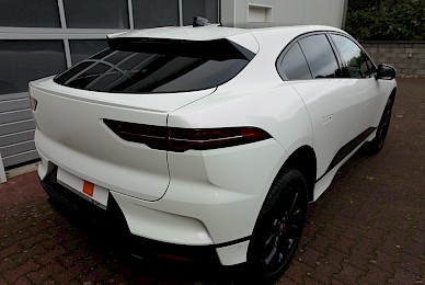 Jaguar I Pace Vollverklebung Von Schwarz In White Pearlescent Magenta  (Bild 11/13)