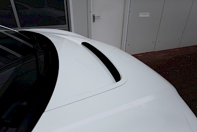 Jaguar I Pace Vollverklebung Von Schwarz In White Pearlescent Magenta  (Bild 5/13)