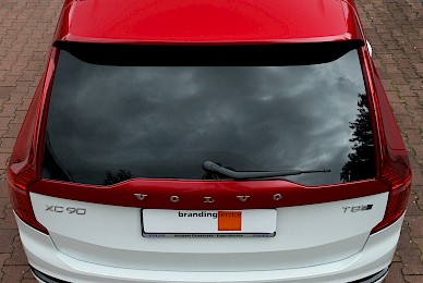 Teilbeklebung Eines Volvo Xc90 In Rotmetallic 