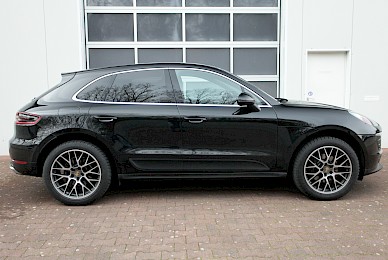 Porsche Macan Anfertigung Schriftzug Rosa In Porsche Schreibschrift 