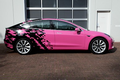 Vollverklebung Tesla Model 3 Telekom E Cannonball 