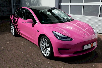 Vollverklebung Tesla Model 3 Telekom E Cannonball  (Bild 2/8)