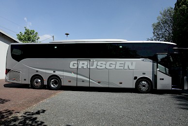 Beschriftung Reisebus 