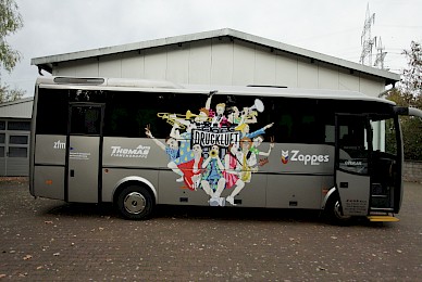 Beschriftung Druckluft Tourbus 2023 